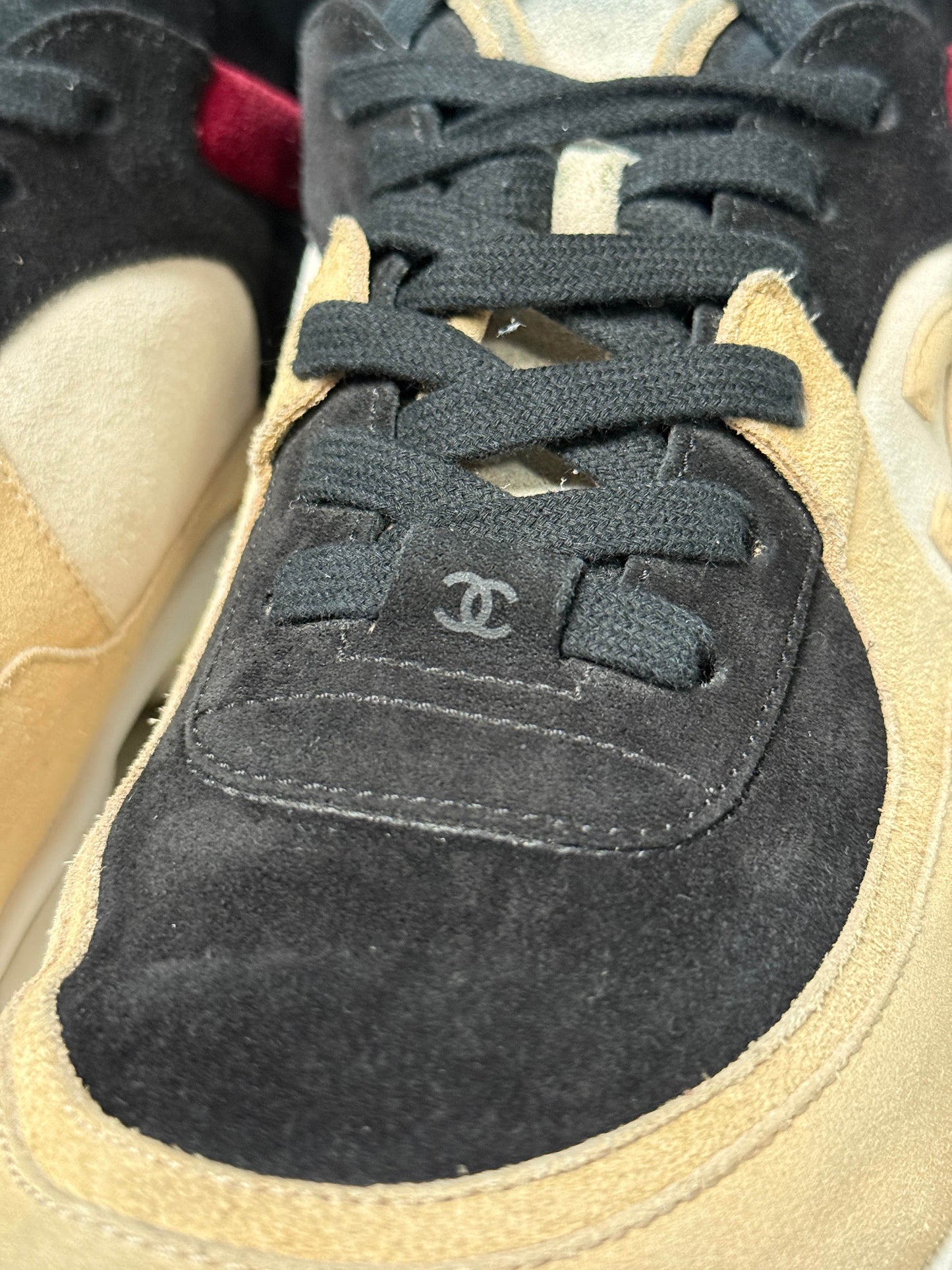 Chanel Runner High-Top Suede Multicolor (42)