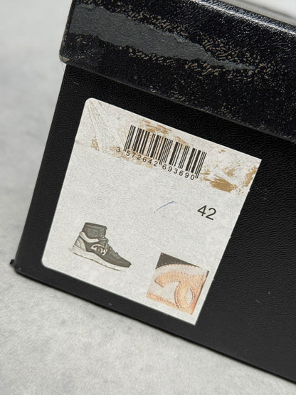 Chanel Runner High-Top Suede Multicolor (42)