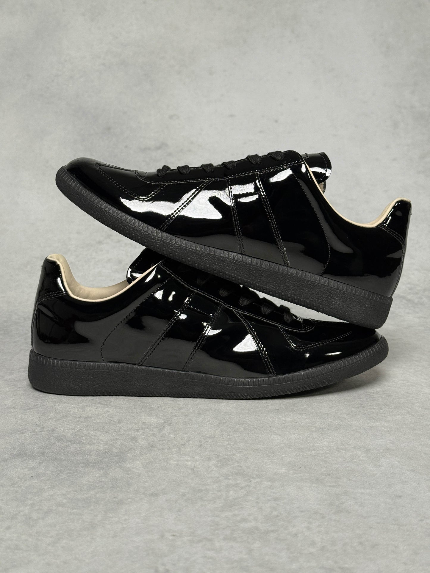 Maison Margiela Replica Low Black Patent Leather (41)