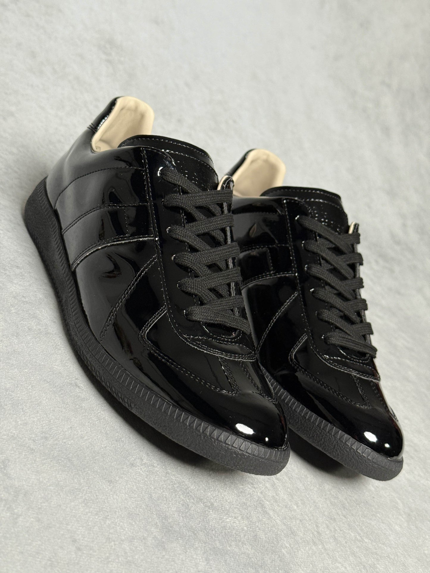 Maison Margiela Replica Low Black Patent Leather (41)