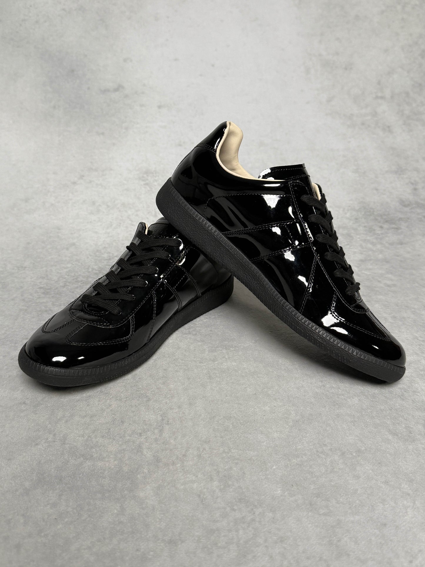 Maison Margiela Replica Low Black Patent Leather (41)