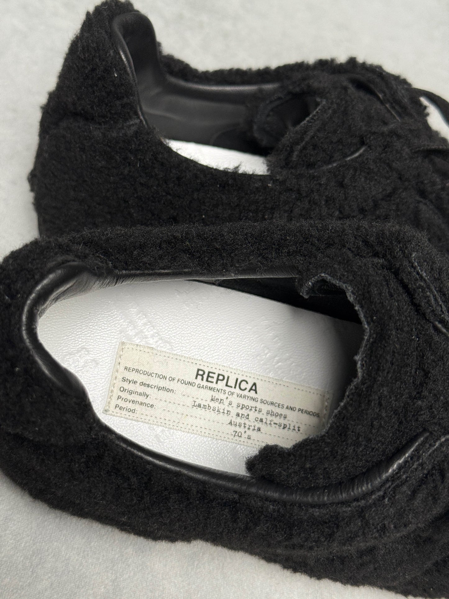 Maison Margiela Replica Black Faux Shearling GATs (43)