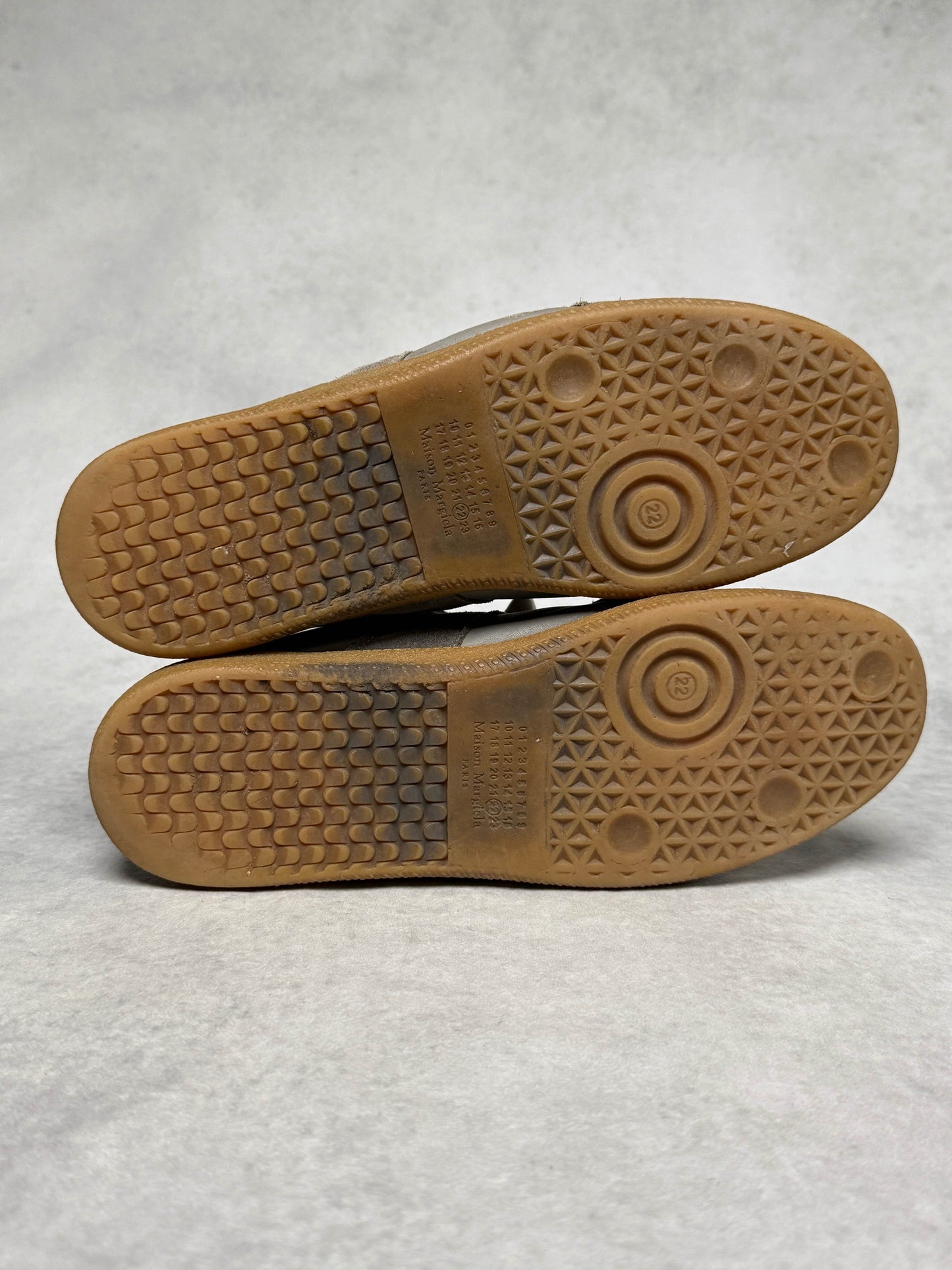 Maison Margiela Replica GATs Grey (43.5)