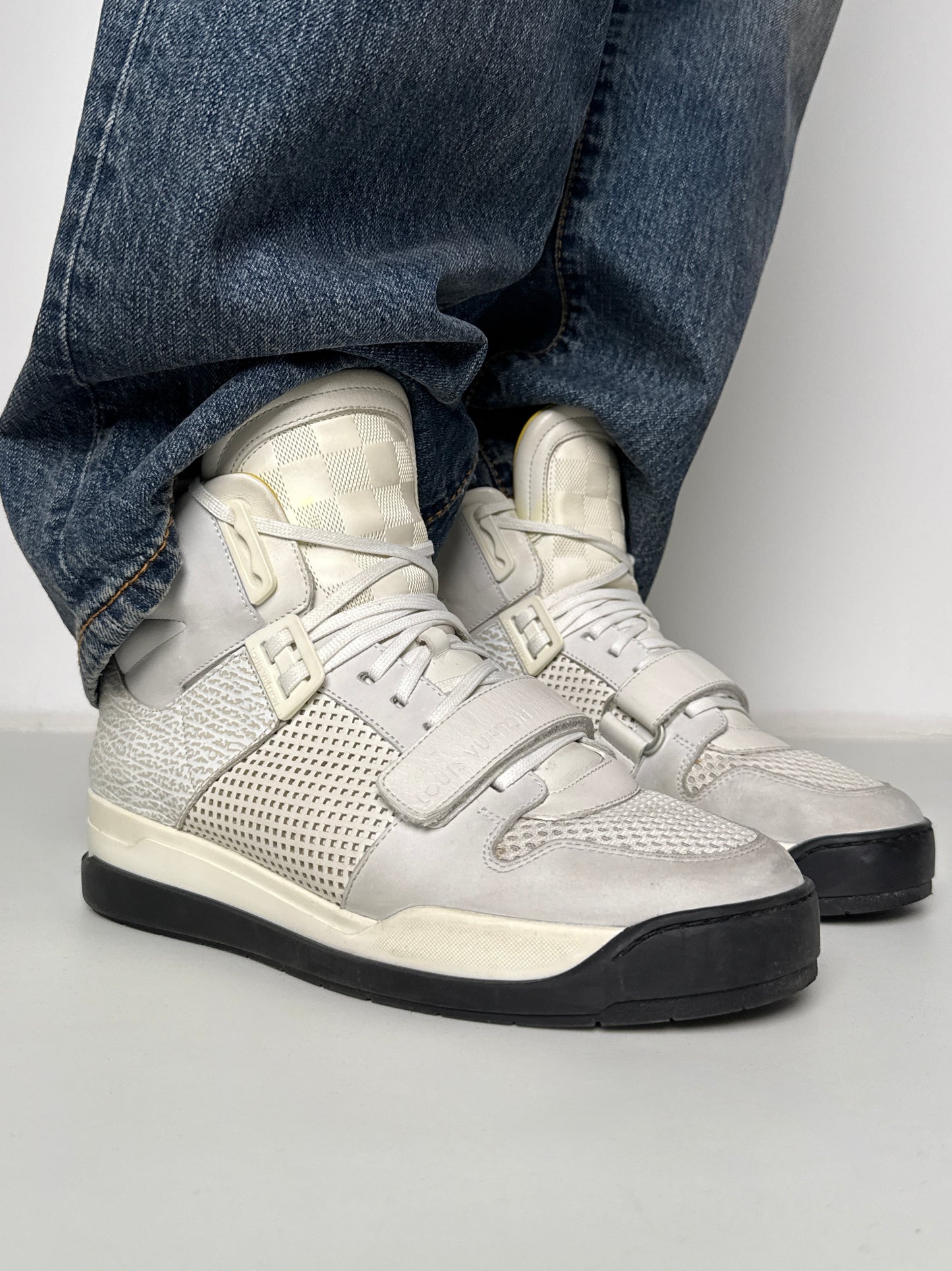 Louis Vuitton SS2015 Trailblazer Leather Mix White (42.5)