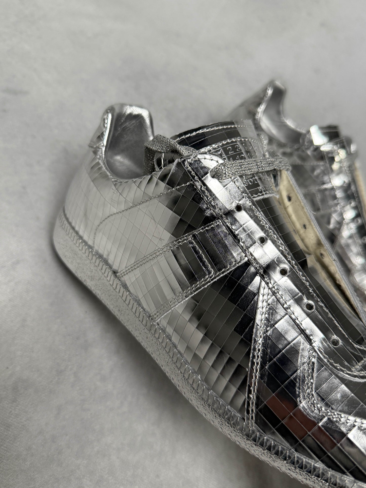 Maison Margiela Replica Low Mirror (42)