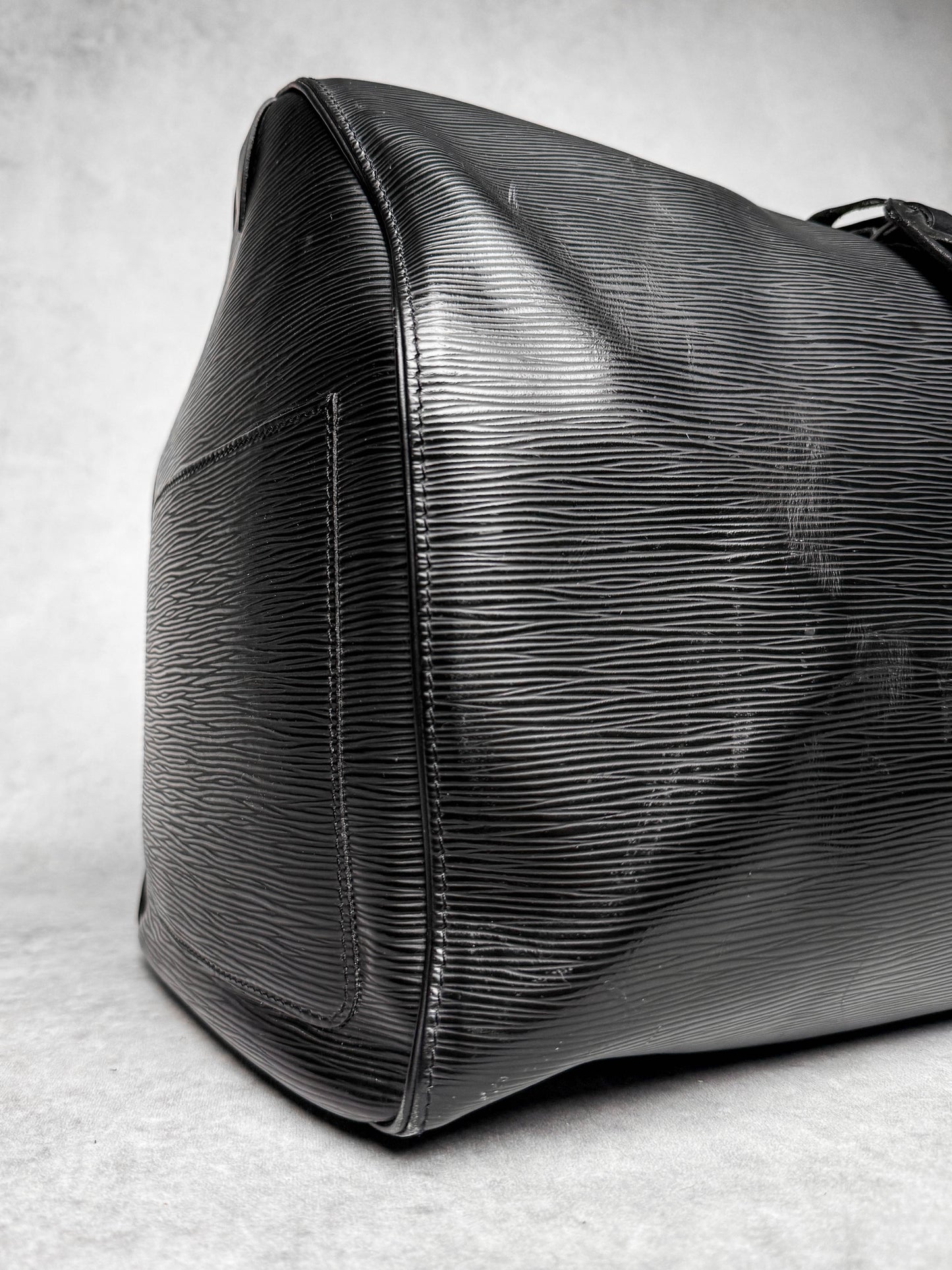 Louis Vuitton Keepall 55 Black Epi Leather 2006