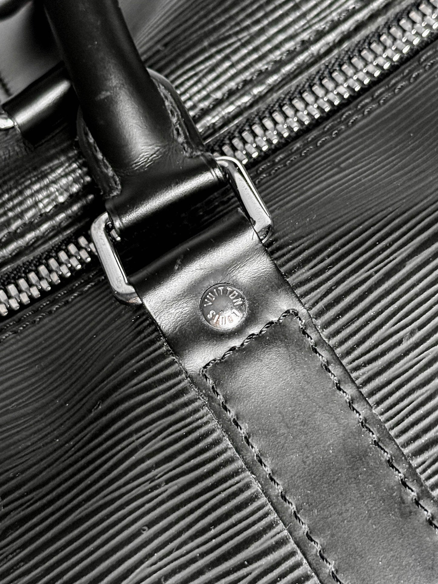 Louis Vuitton Keepall 55 Black Epi Leather 2006