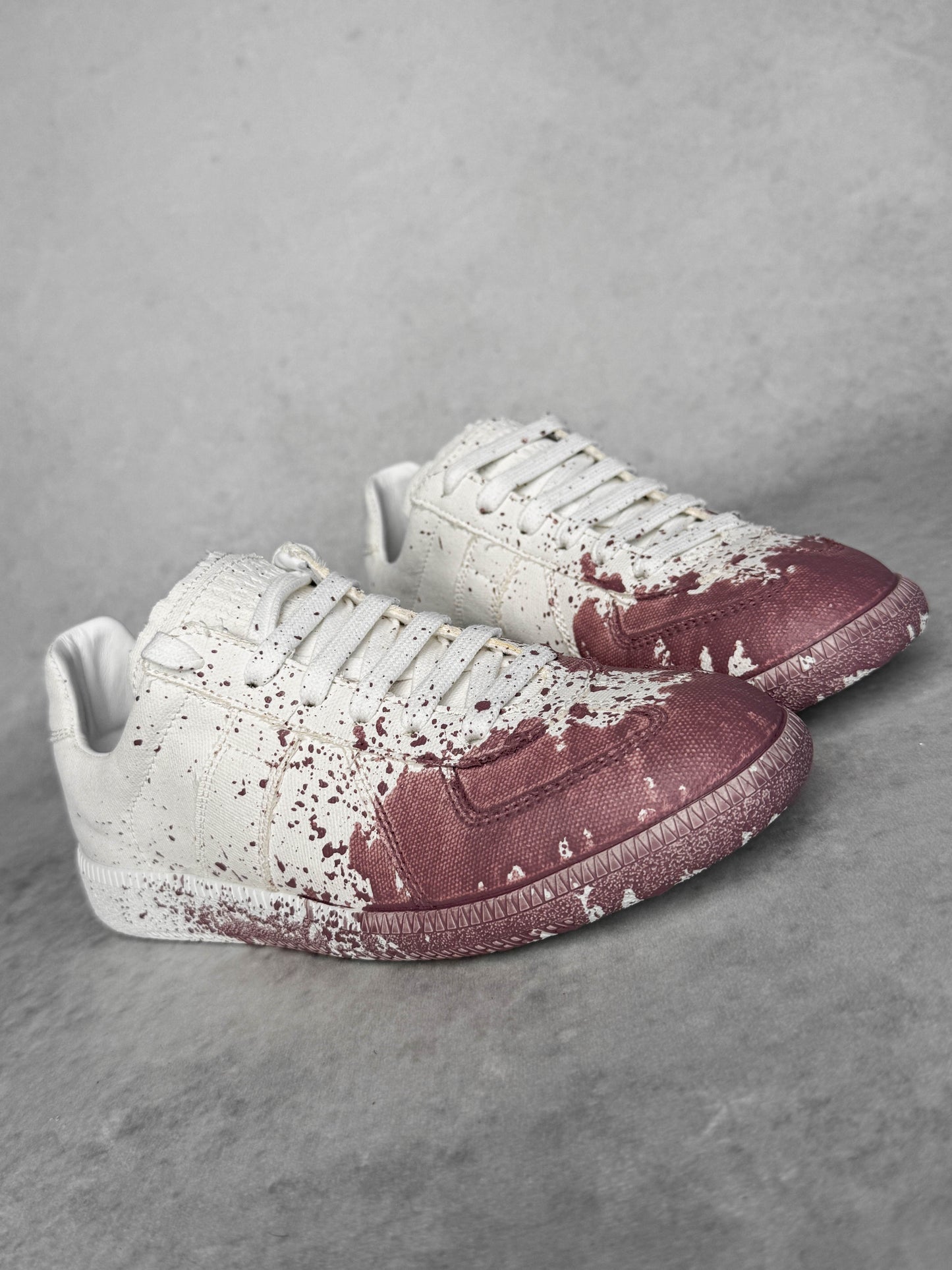 Maison Margiela Replica White/Roseate (36.5)