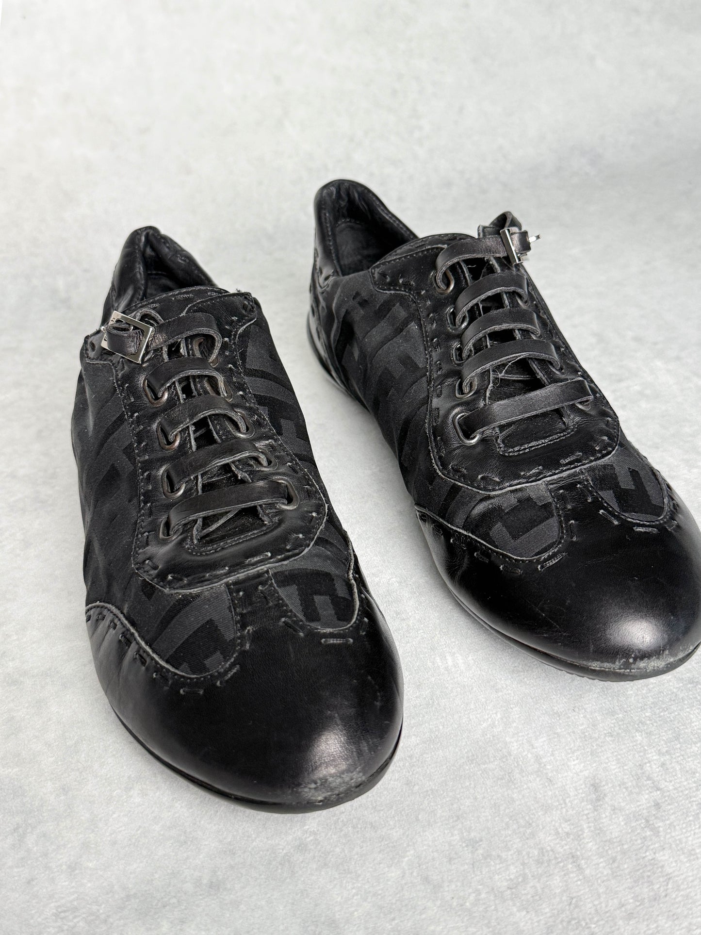 Fendi Vintage Monogram Sneaker Leather/Fabric Black (37.5)