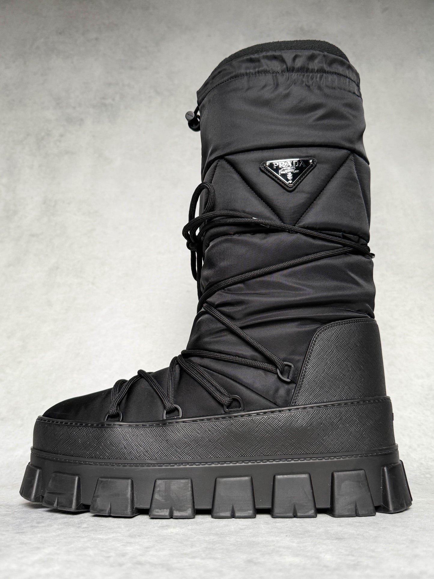 Prada Apres Ski Boots Nylon Gabardine/Saffiano Leather (44)