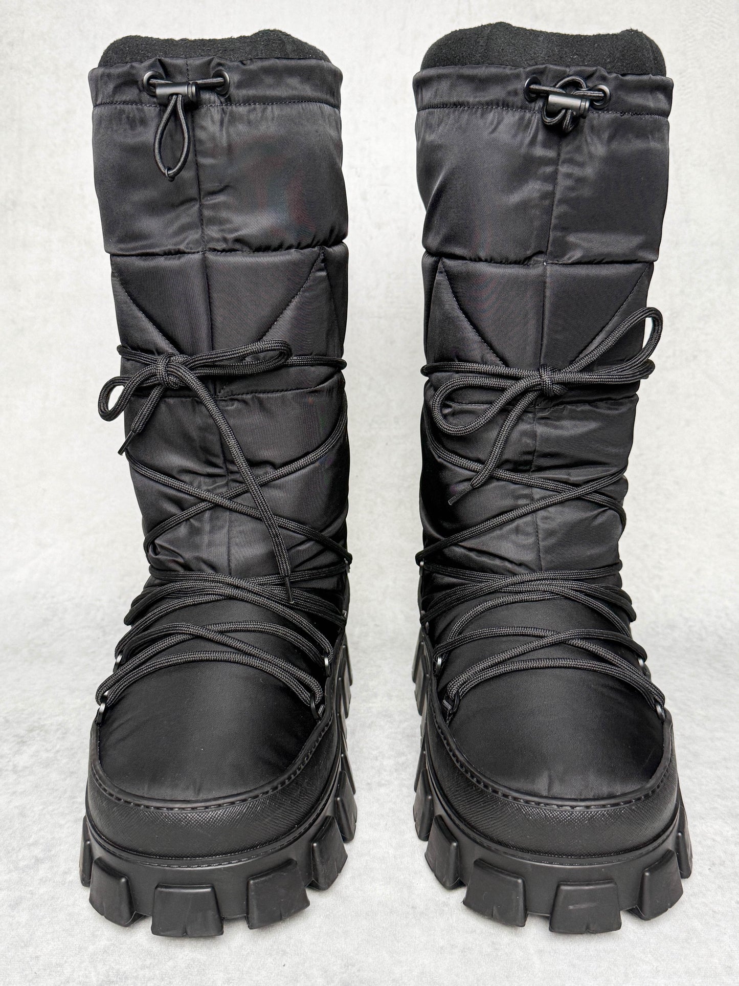 Prada Apres Ski Boots Nylon Gabardine/Saffiano Leather (44)