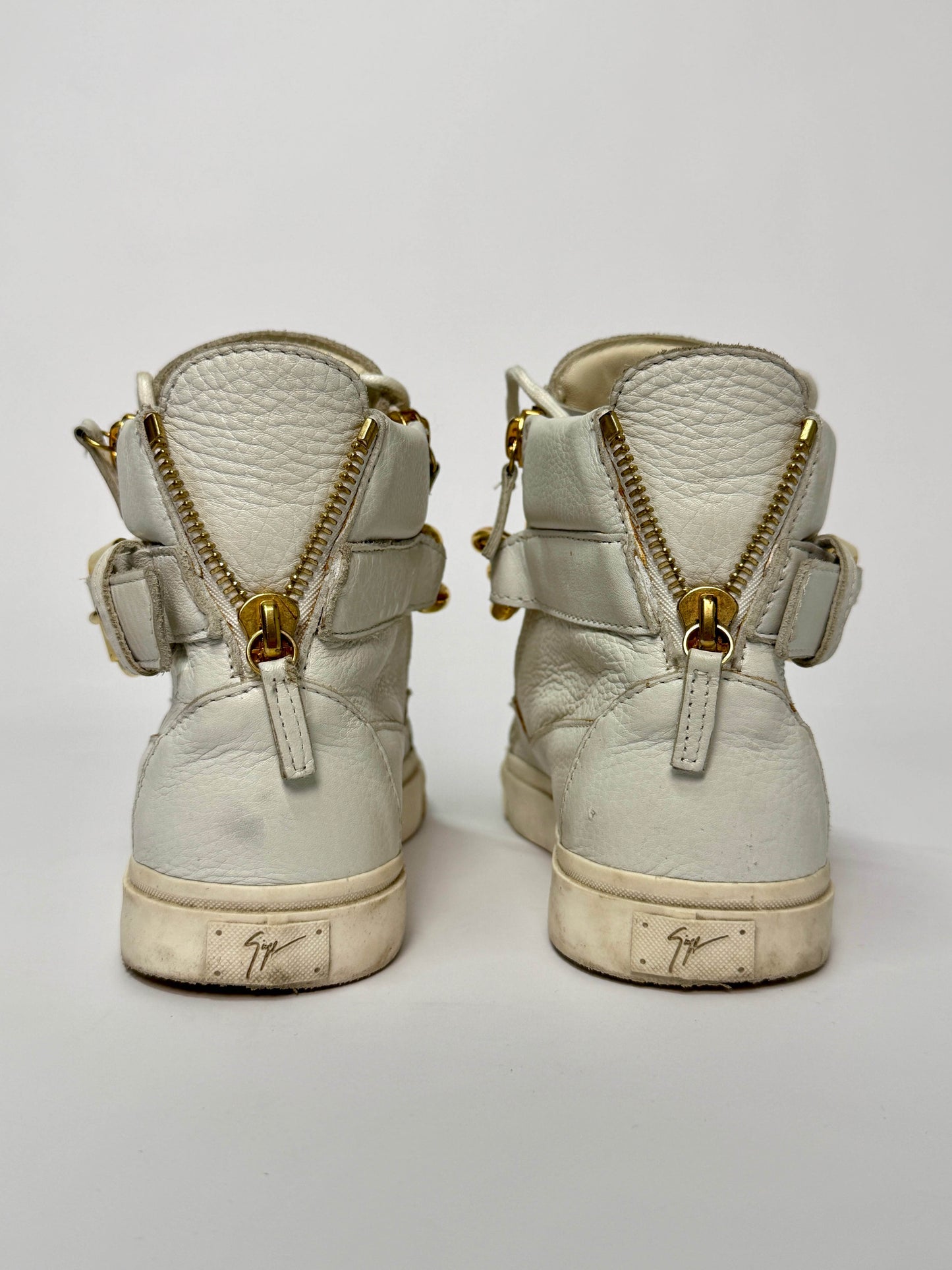 Giuseppe Zanotti Hightop Gold Chain Sneaker (39)
