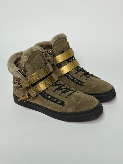 Giuseppe Zanotti Mid-Top Ski Buckle Sneaker Fur Trim (42)