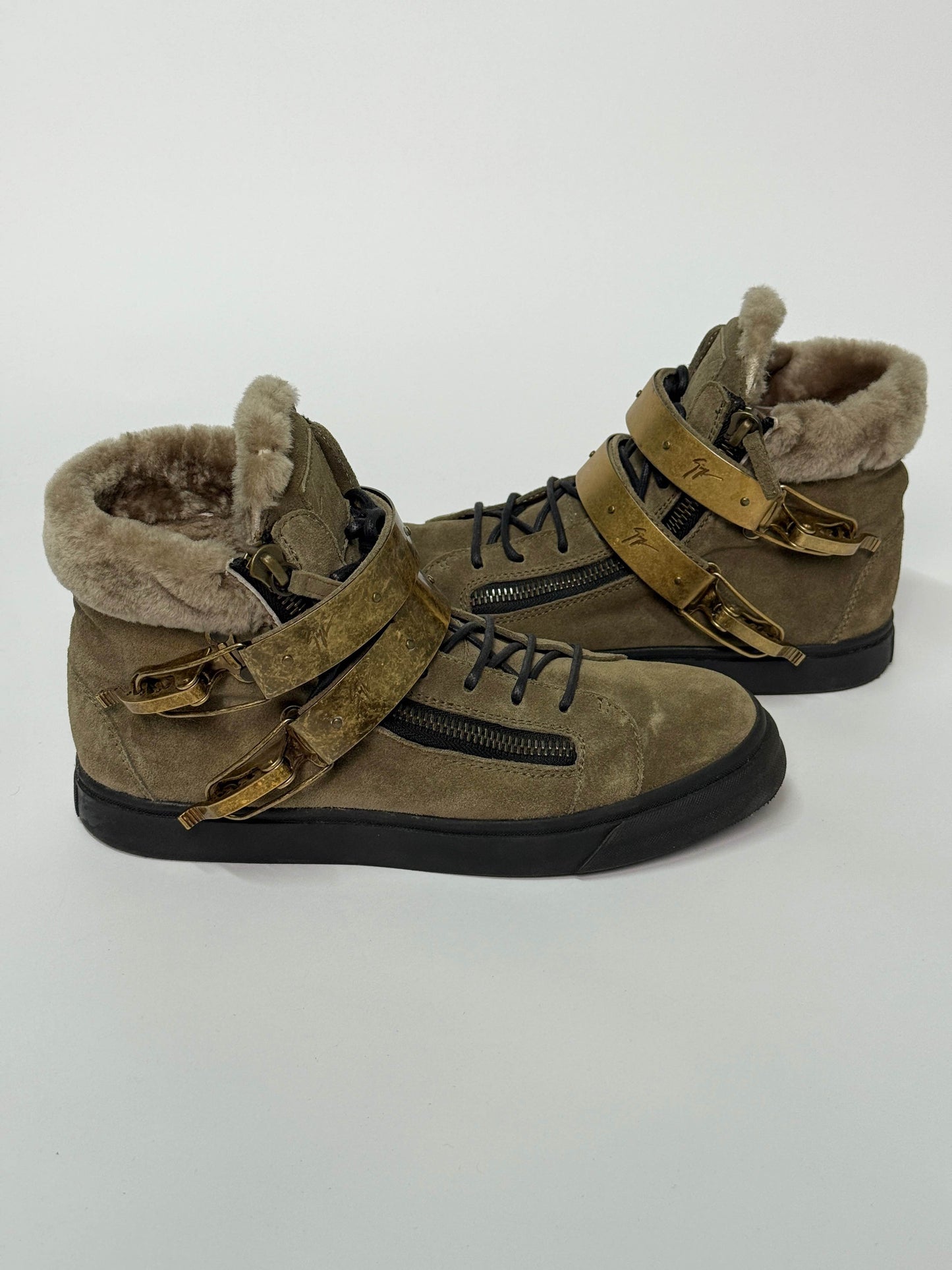 Giuseppe Zanotti Mid-Top Ski Buckle Sneaker Fur Trim (42)