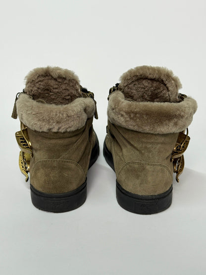 Giuseppe Zanotti Mid-Top Ski Buckle Sneaker Fur Trim (42)