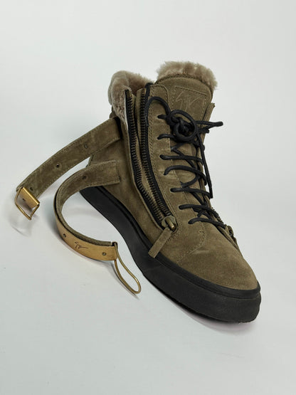 Giuseppe Zanotti Mid-Top Ski Buckle Sneaker Fur Trim (42)