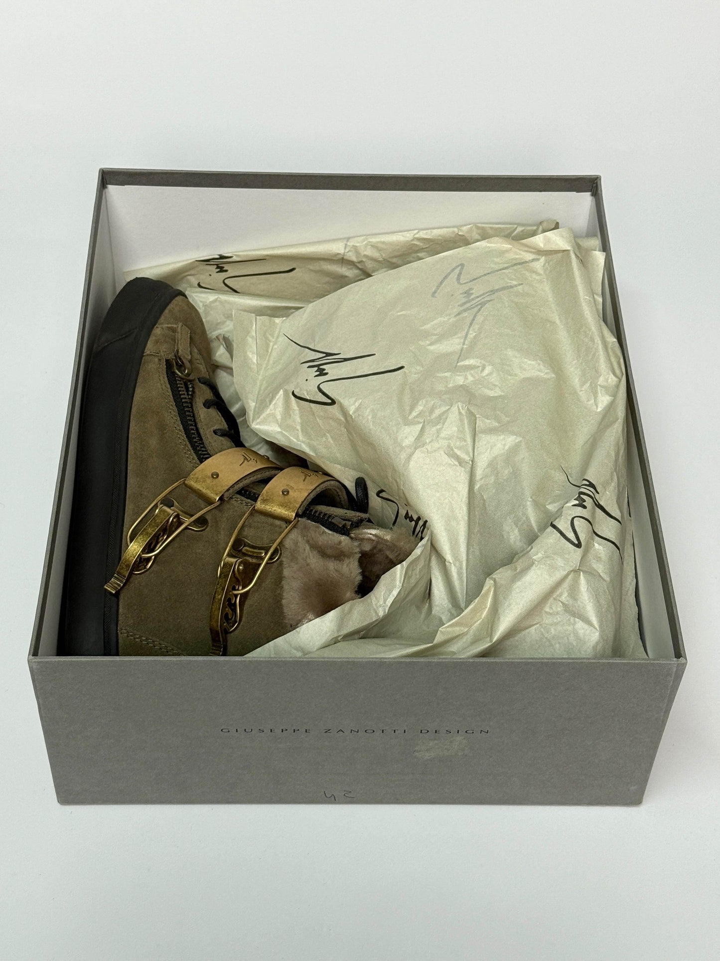 Giuseppe Zanotti Mid-Top Ski Buckle Sneaker Fur Trim (42)