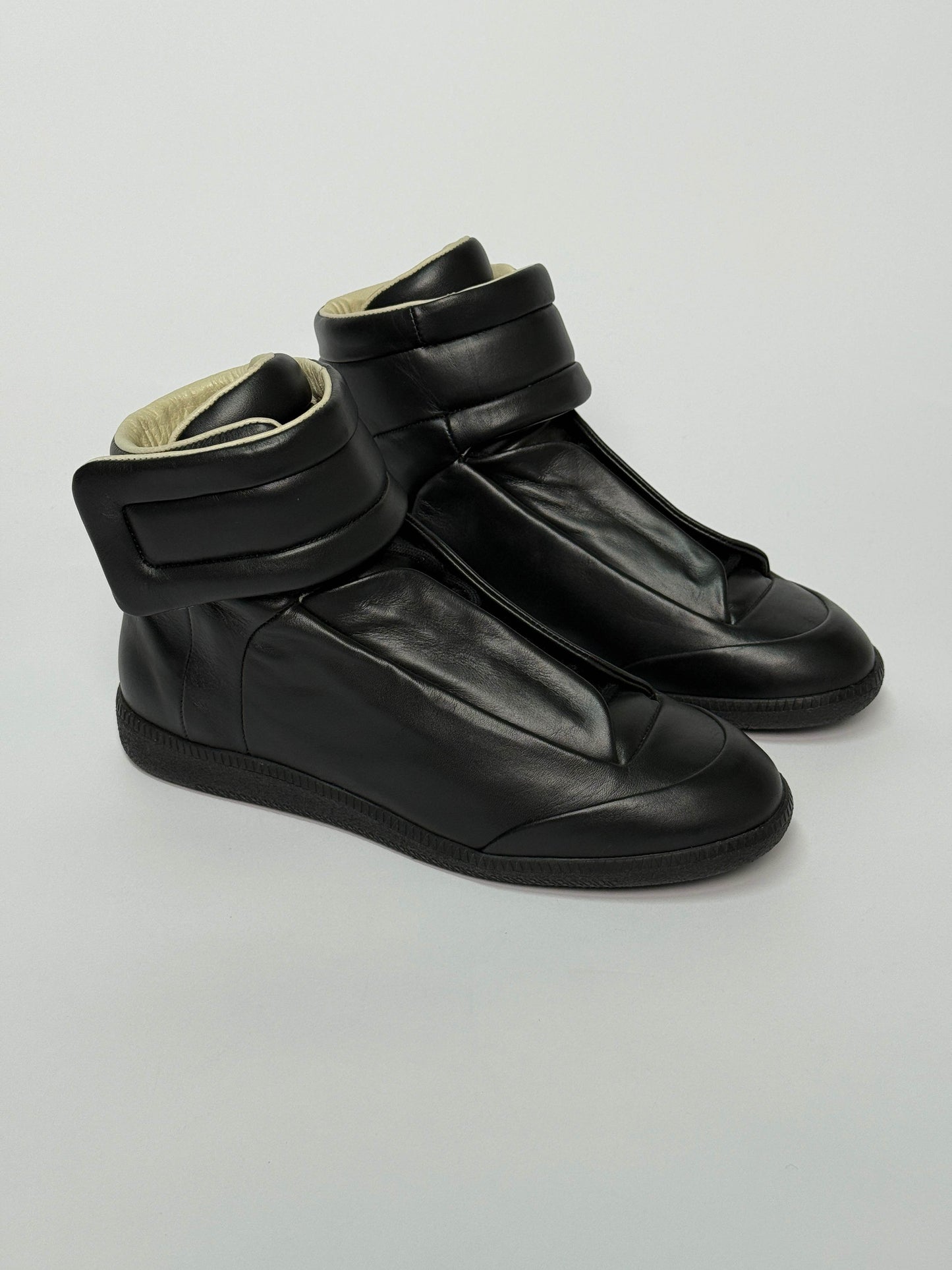 Maison Margiela Future High Sneaker Black (41)