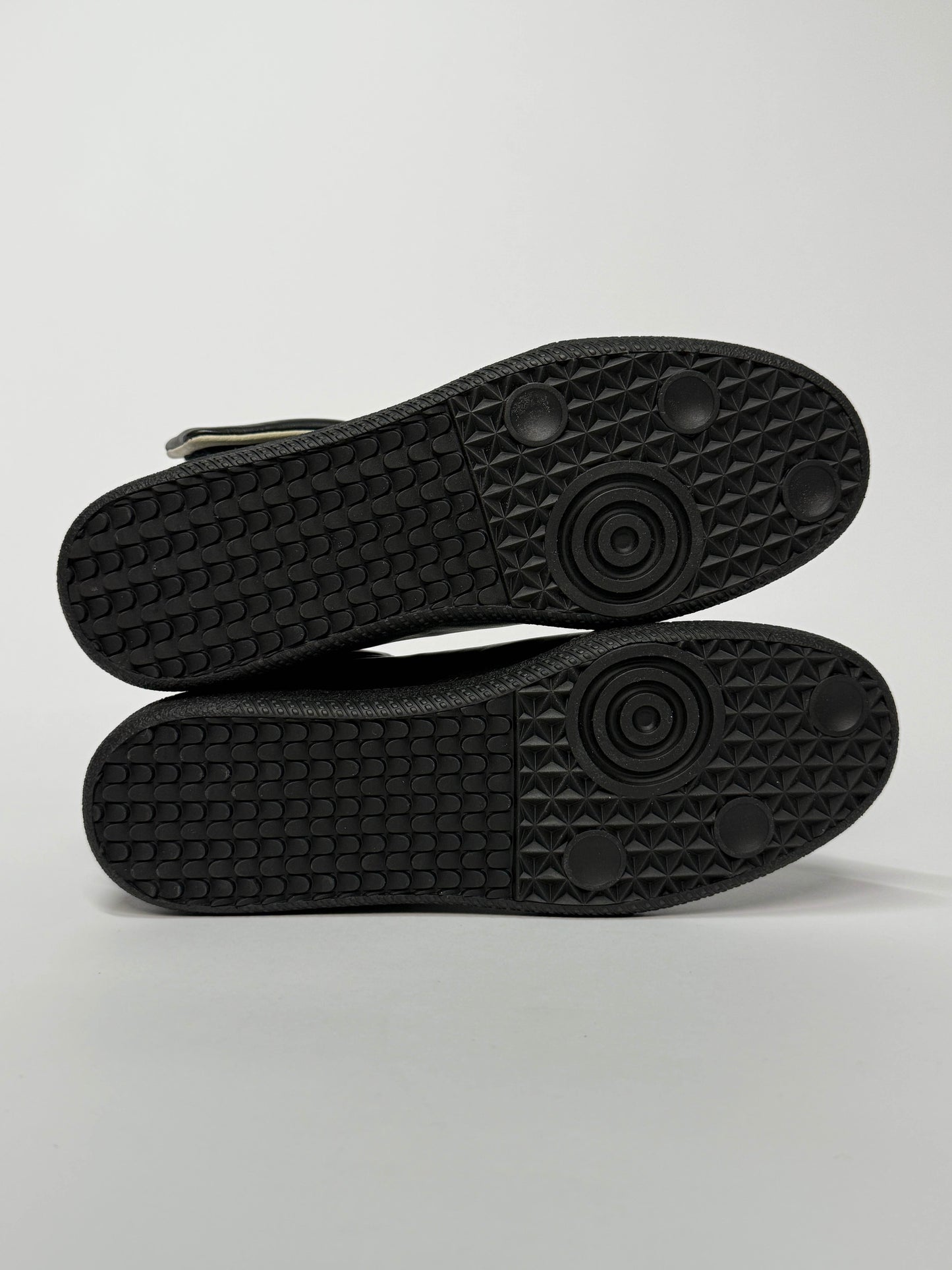 Maison Margiela Future High Sneaker Black (41)