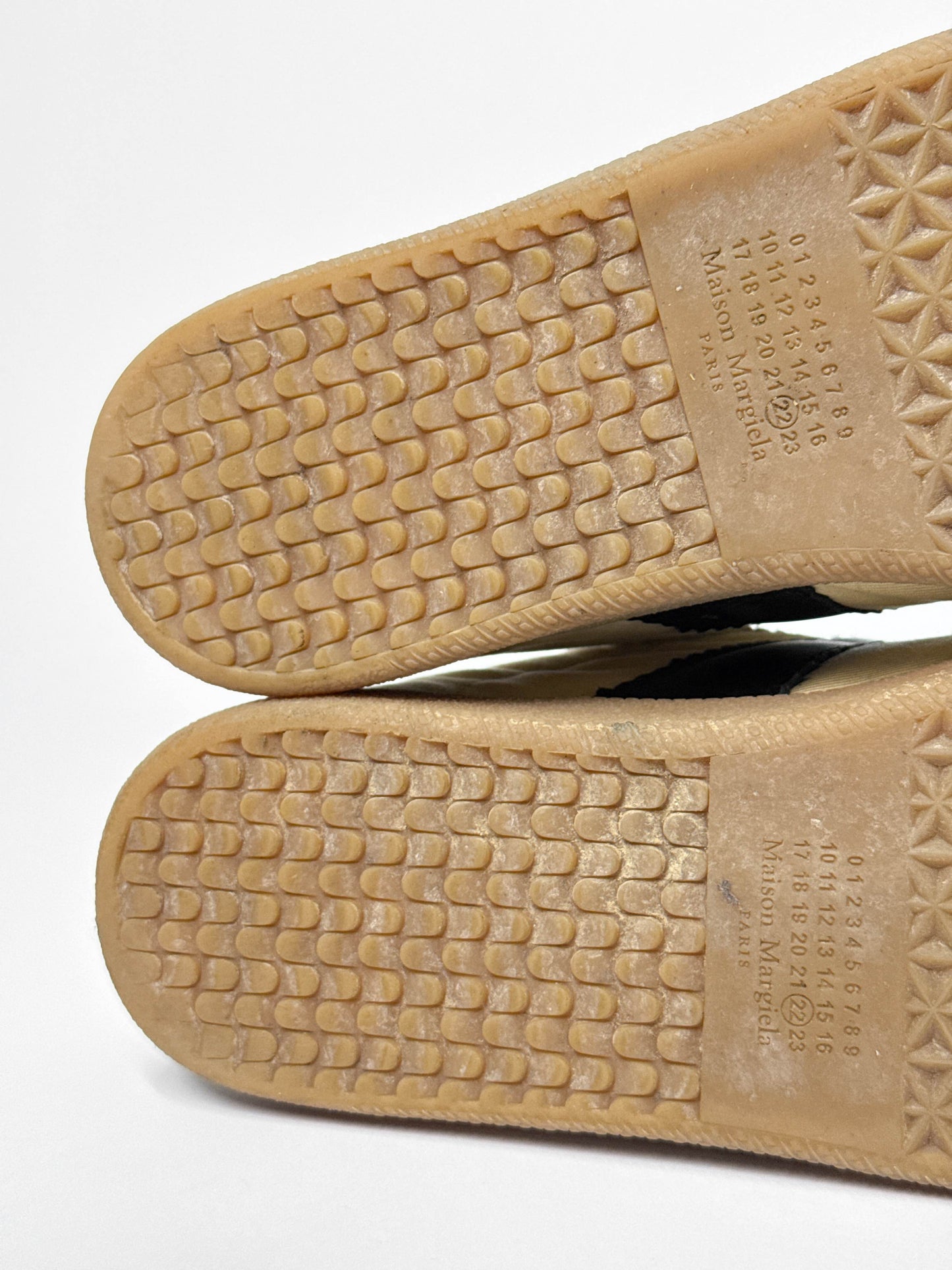 Maison Margiela GAT Sneaker Distressed Beige (45)