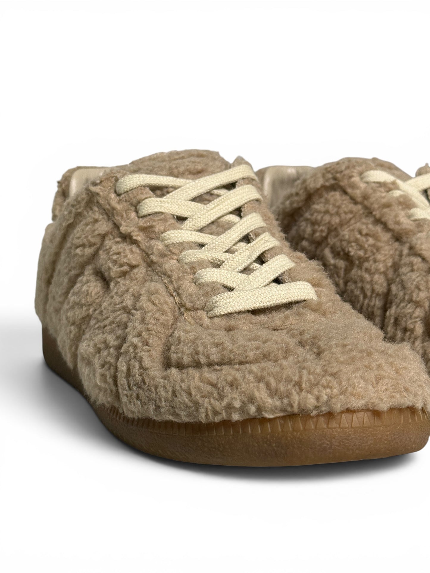Maison Margiela AW2021 'Shearling' GATs (39)