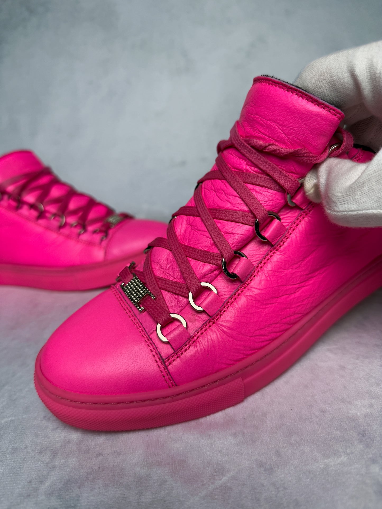 Balenciaga Arena Low Fluorescent Pink (39)