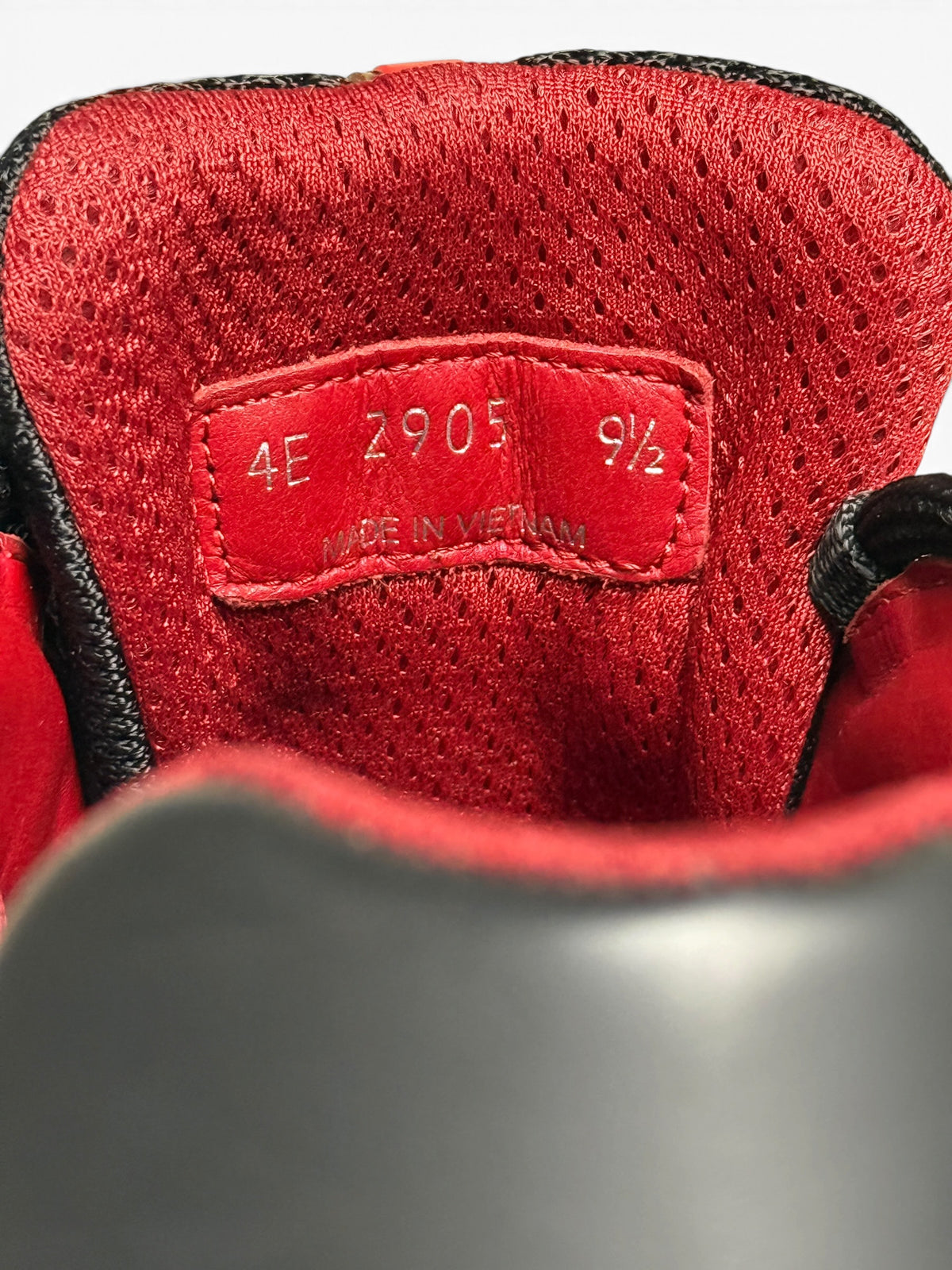 Prada America's Cup Black/Red