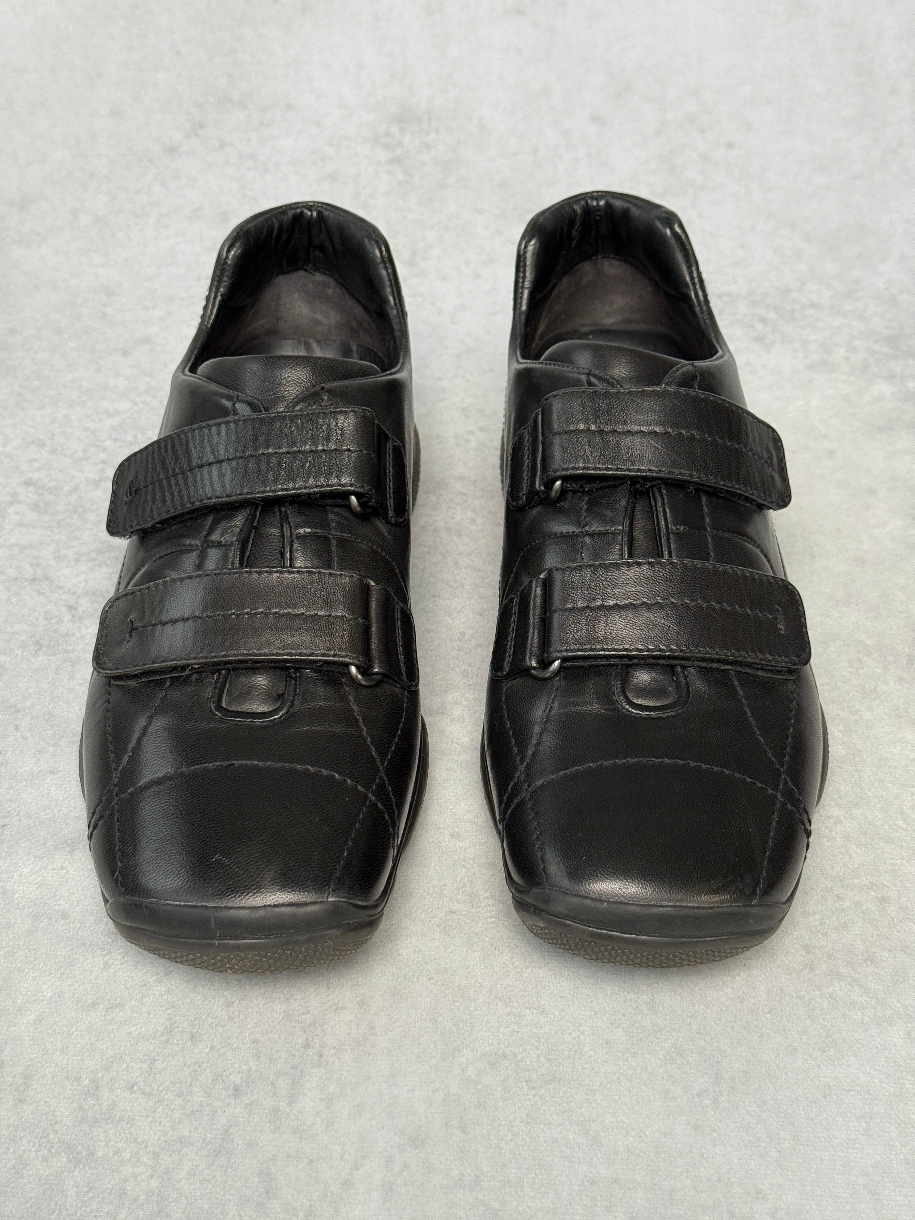 Prada Sport Vintage Trainer Black Leather (44) – eurogalleria