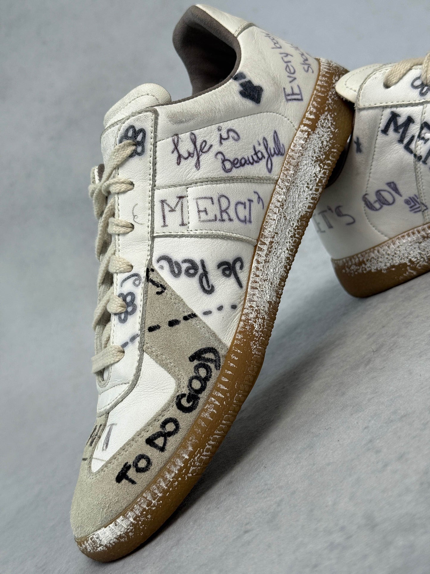 Maison Margiela Replica Low 'Vintage Graffiti' (40)