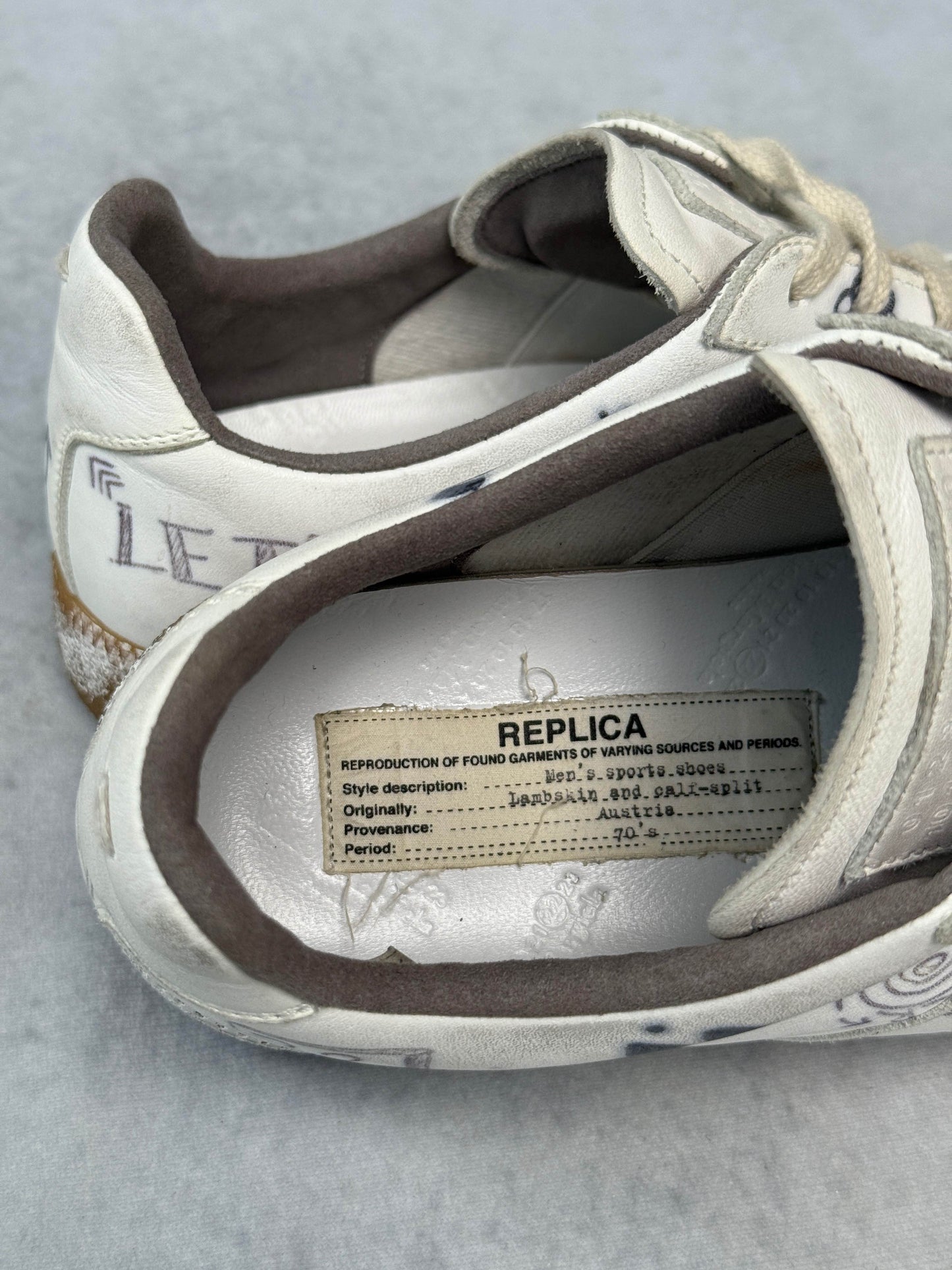 Maison Margiela Replica Low 'Vintage Graffiti' (40)