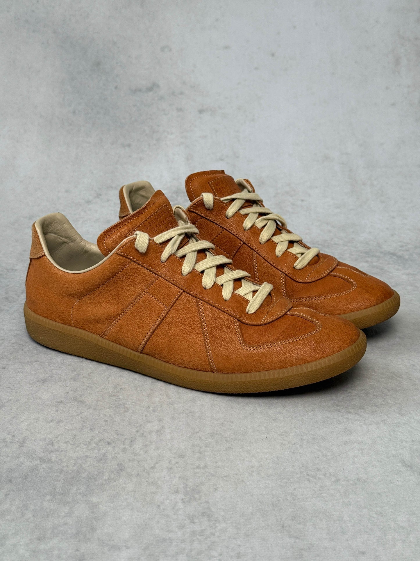 Maison Margiela Replica Low Grained Leather Caramel (43)