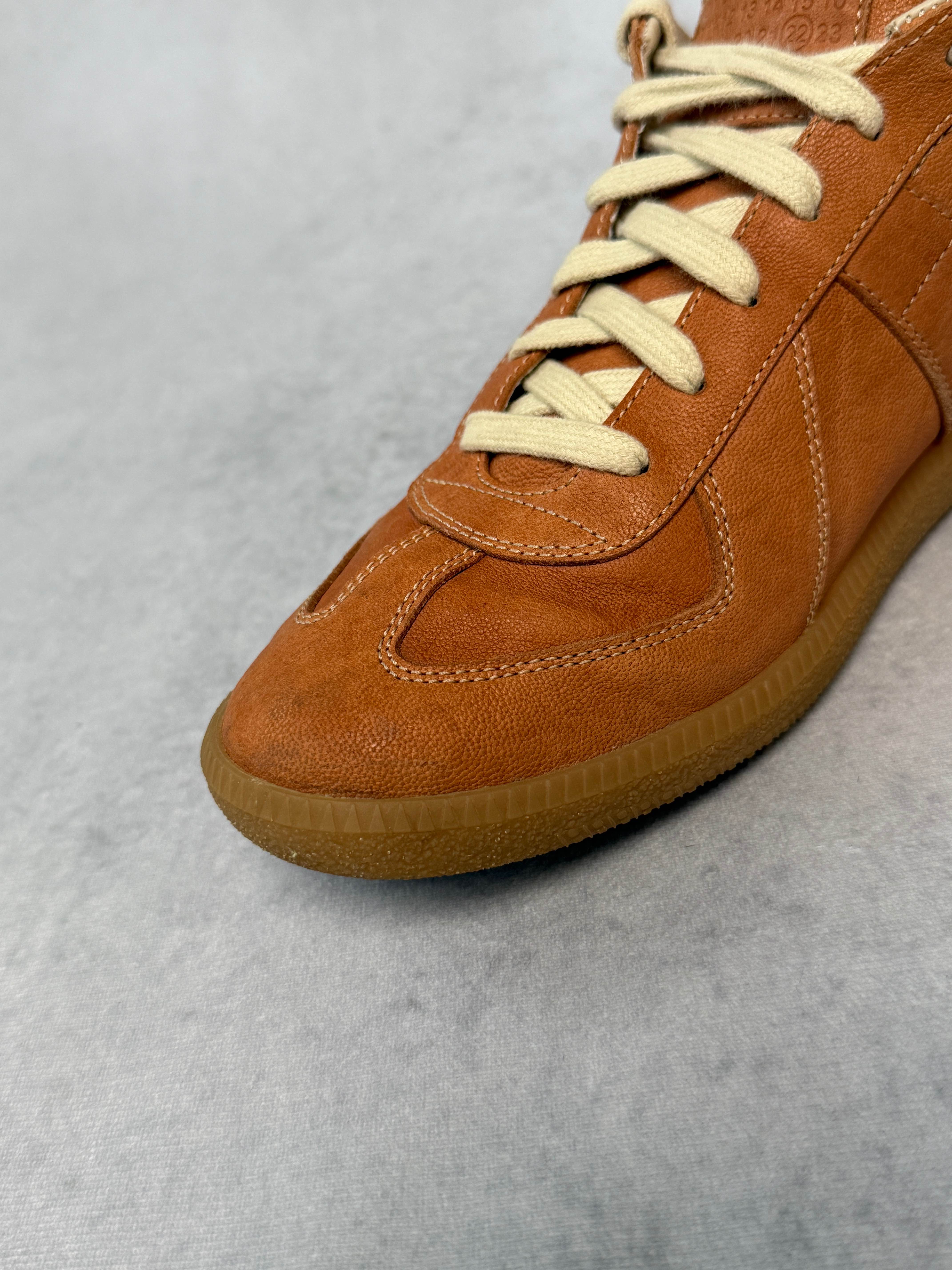 Maison Margiela Replica Low Grained Leather Caramel (43