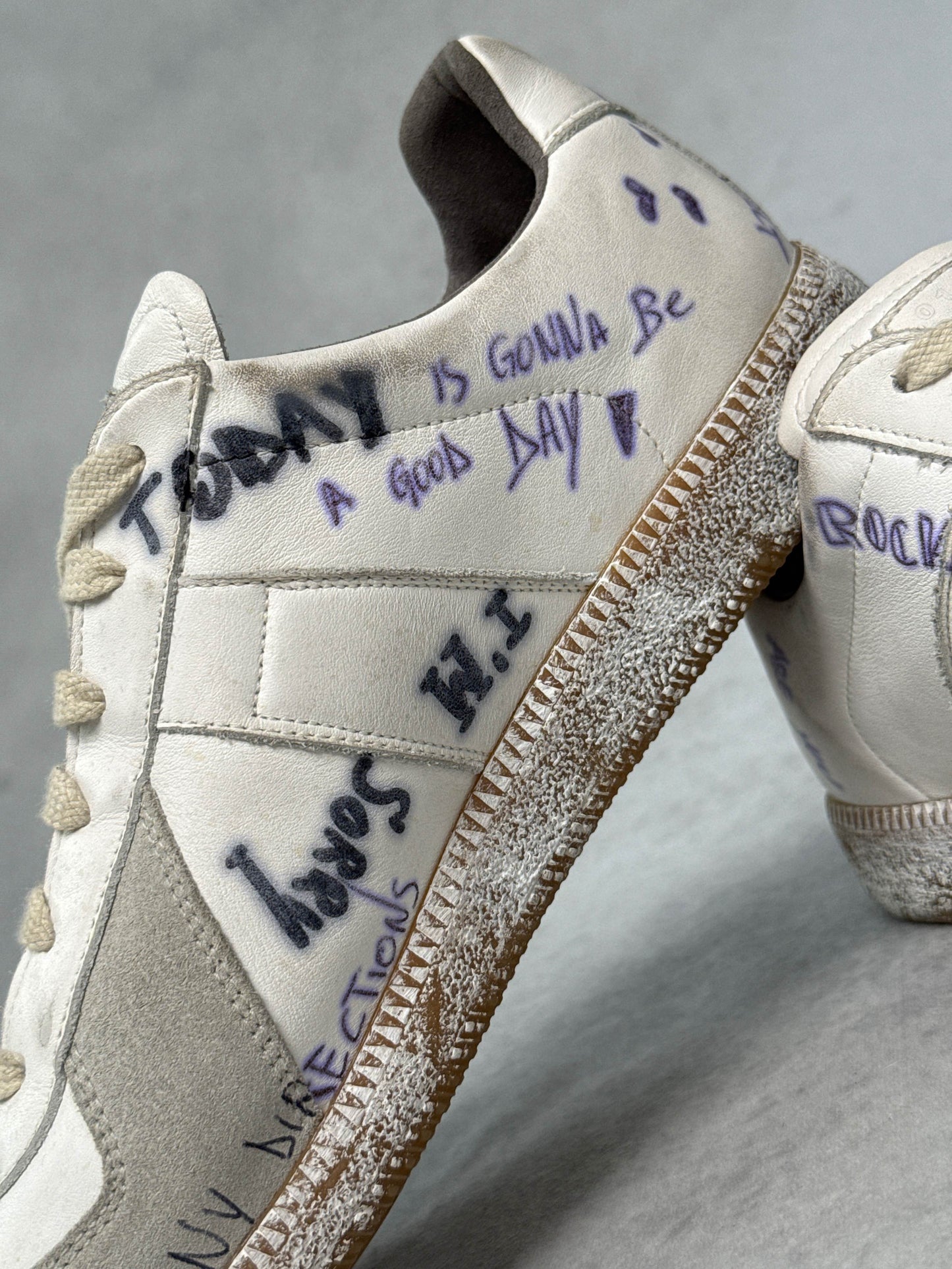 Maison Margiela Replica Low 'Vintage Graffiti' (44)