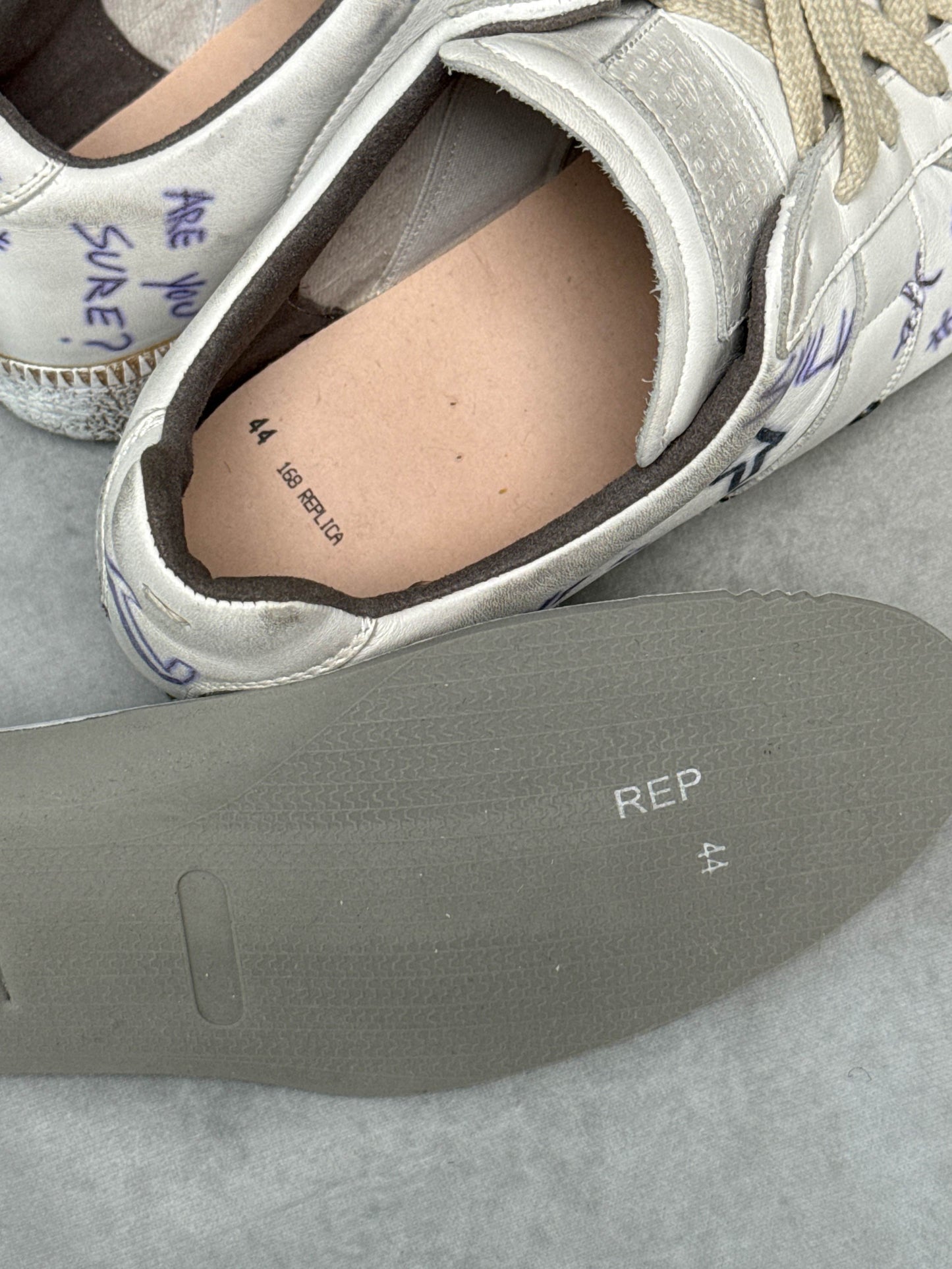 Maison Margiela Replica Low 'Vintage Graffiti' (44)