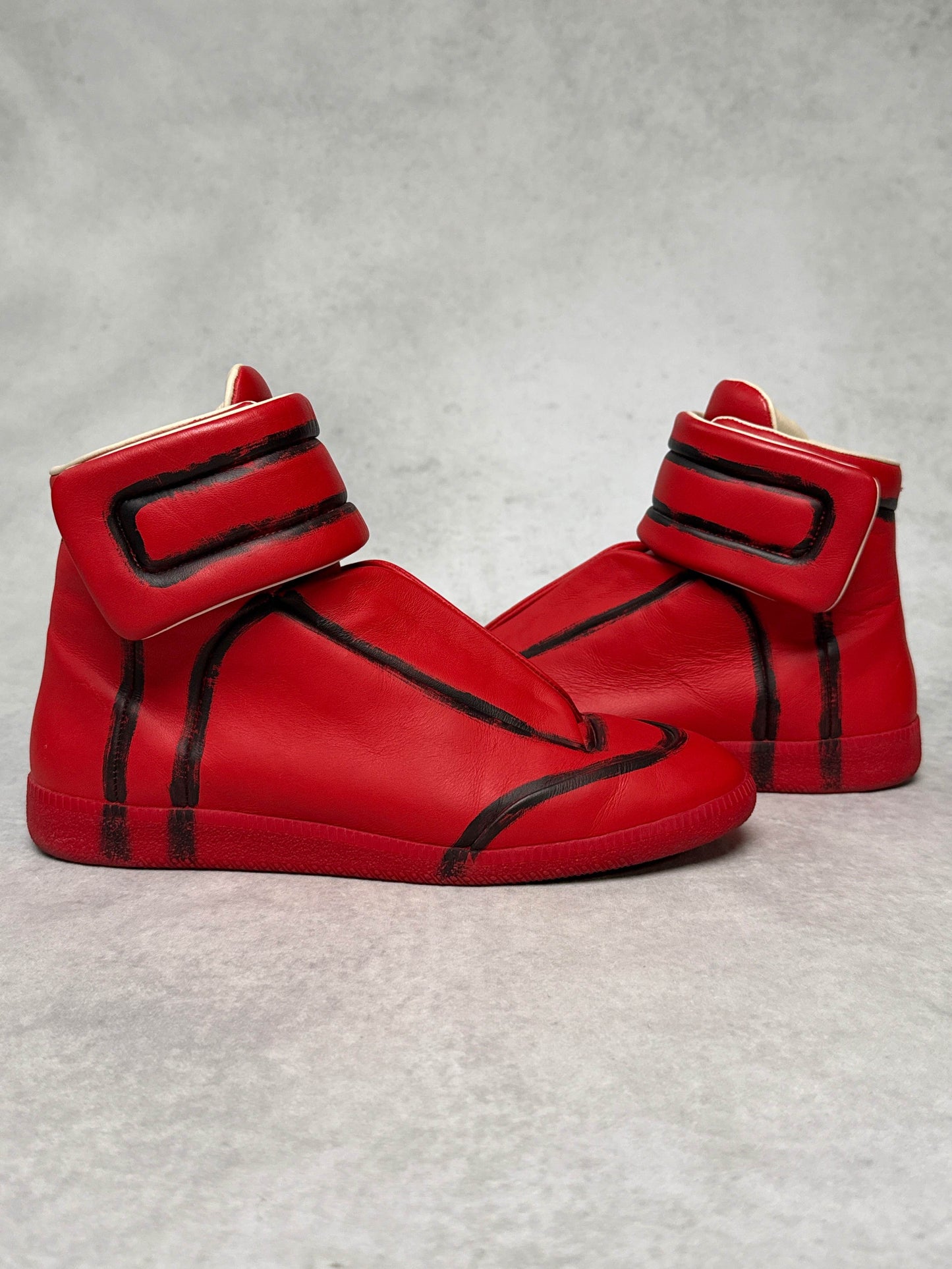 Maison Margiela Future High Red/Black Outline (43)