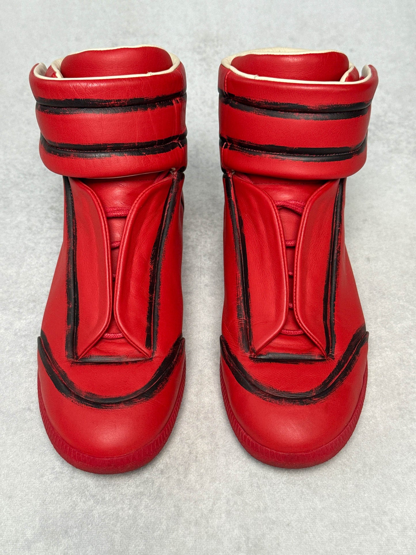 Maison Margiela Future High Red/Black Outline (43)