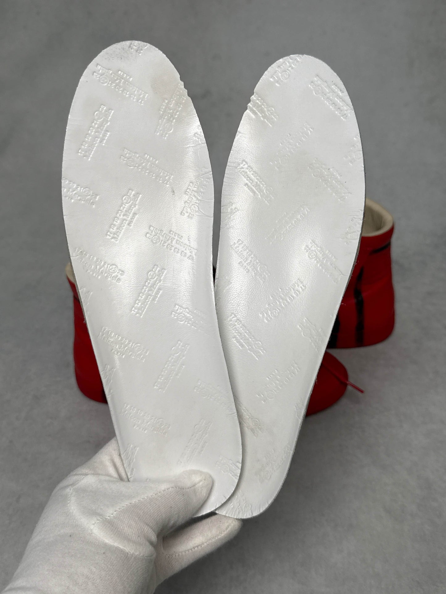 Maison Margiela Future High Red/Black Outline (43)