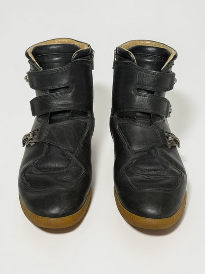 AW2010 Maison Martin Margiela Ski-Buckle GATs (44)