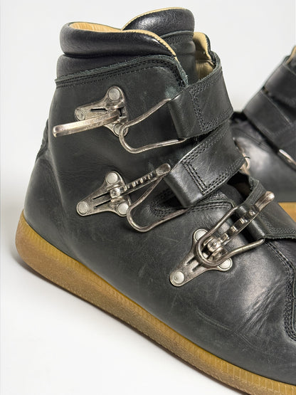 AW2010 Maison Martin Margiela Ski-Buckle GATs (44)
