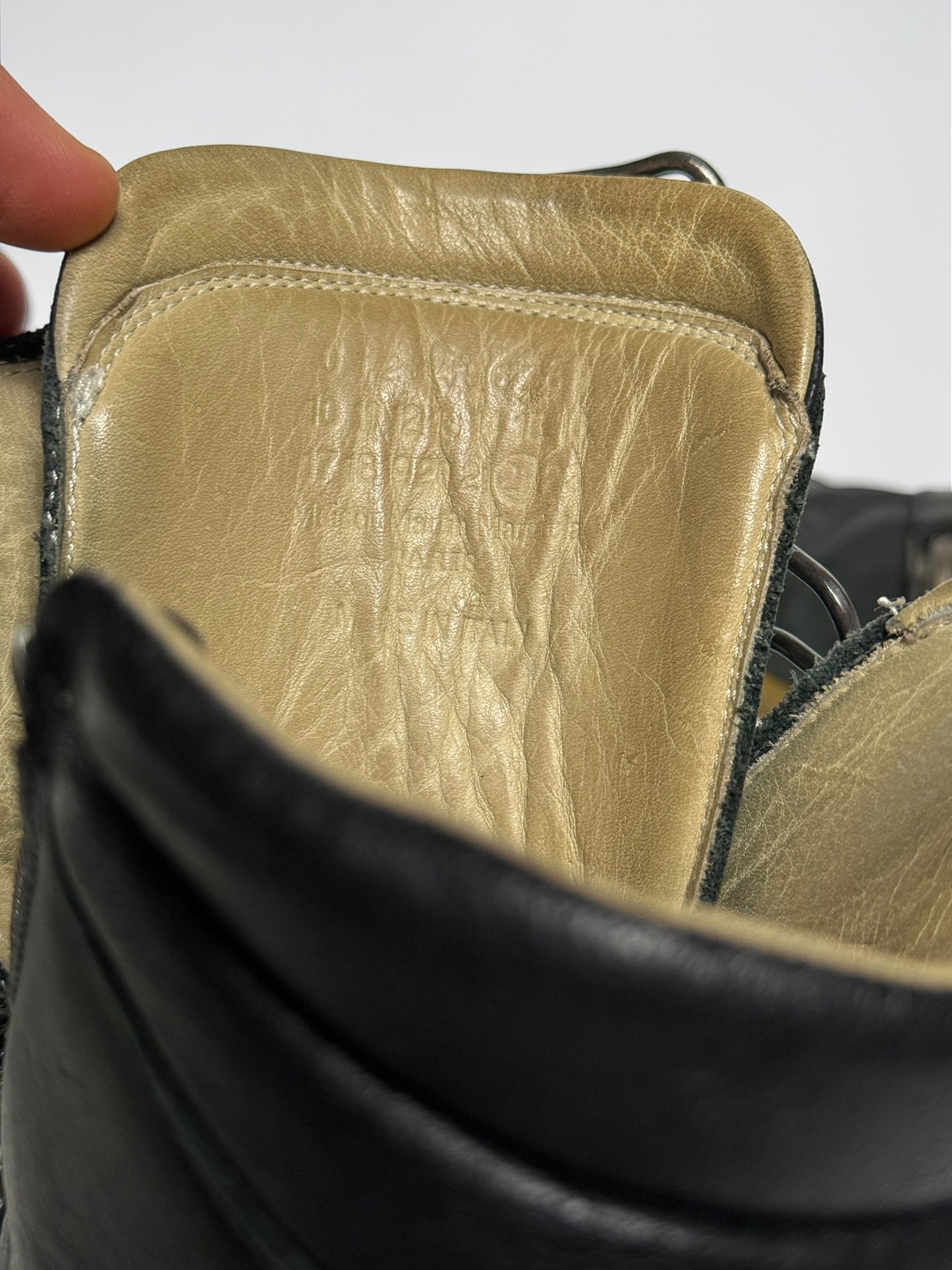 AW2010 Maison Martin Margiela Ski-Buckle GATs (44)