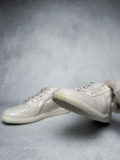 Maison Margiela Replica White Coated (41.5)