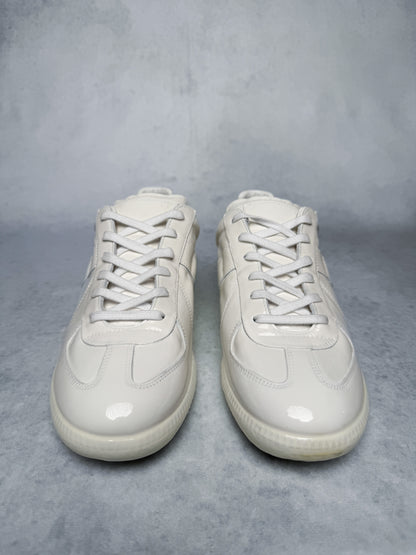 Maison Margiela Replica White Coated (41.5)