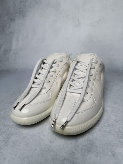 Maison Margiela Replica White Coated (41.5)