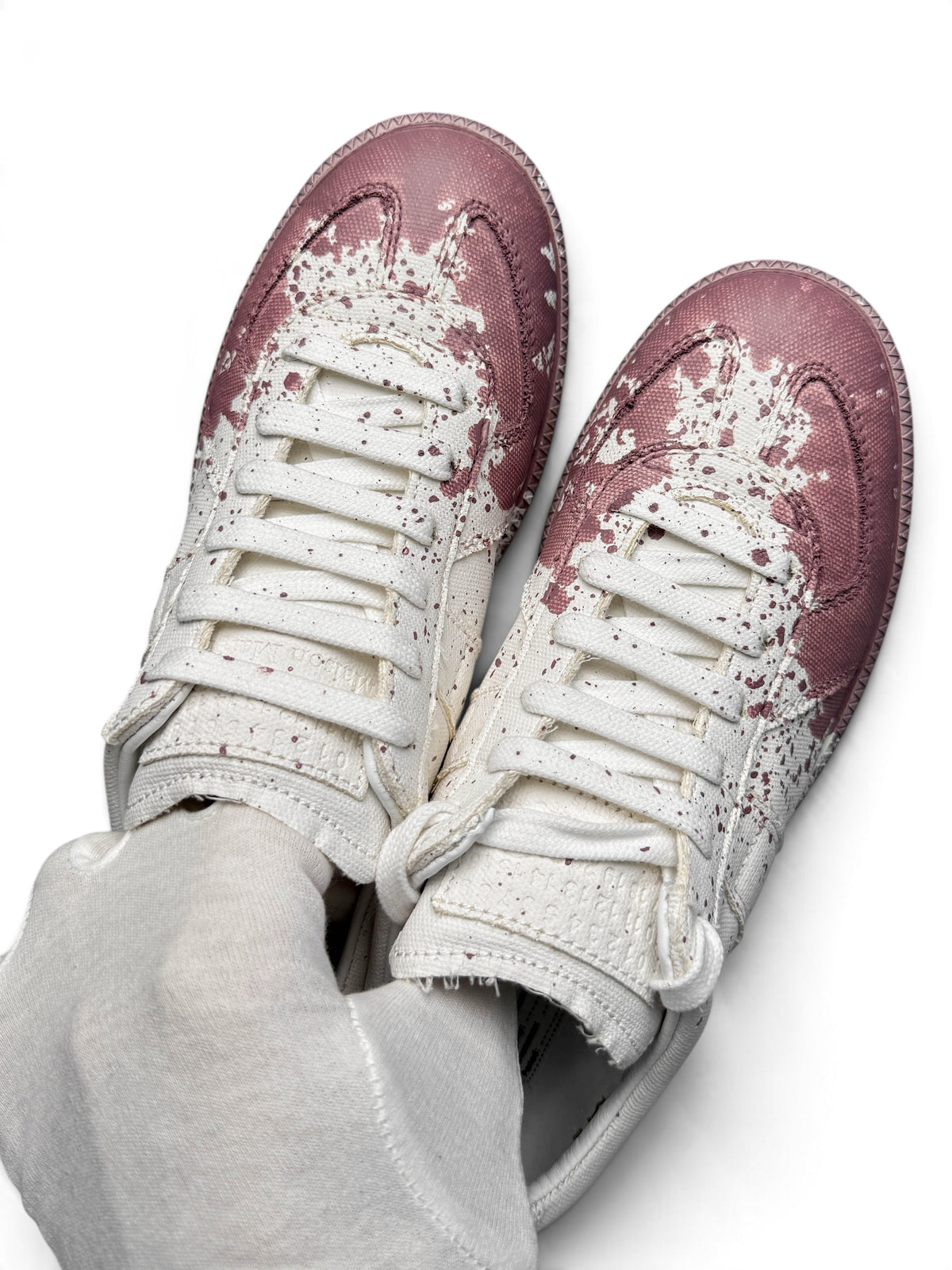 Maison Margiela Replica White/Roseate