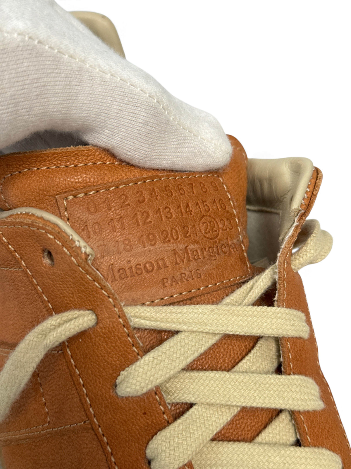 Maison Margiela Replica Low Grained Leather Caramel (43)