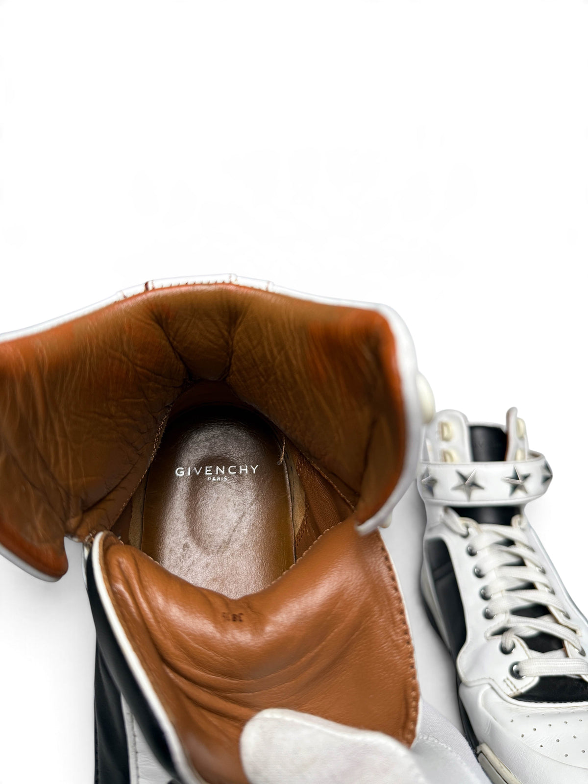 Givenchy Tyson Star Black/White