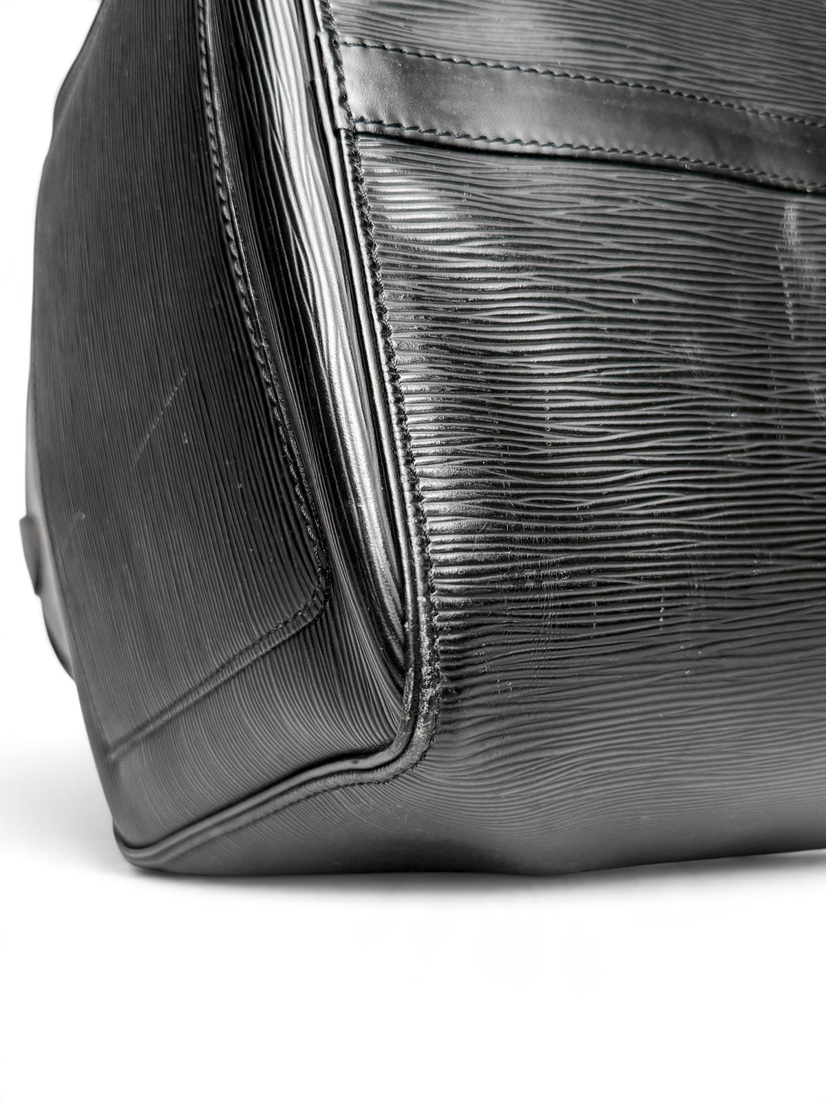 Louis Vuitton 2006 Keepall 55 Black Epi Leather
